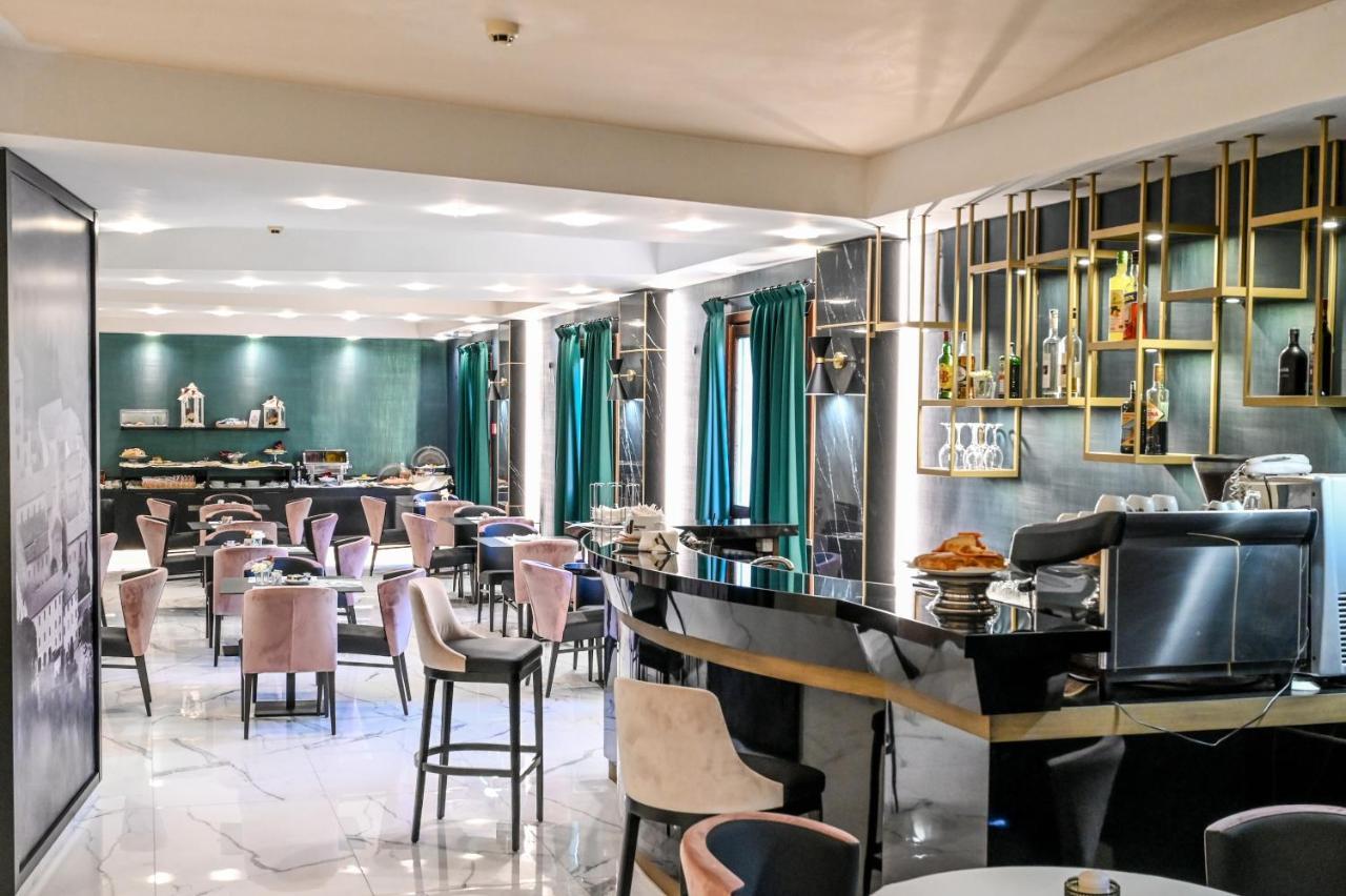 Roma Domus Hotel ポンツァーノ・ロマーノ エクステリア 写真