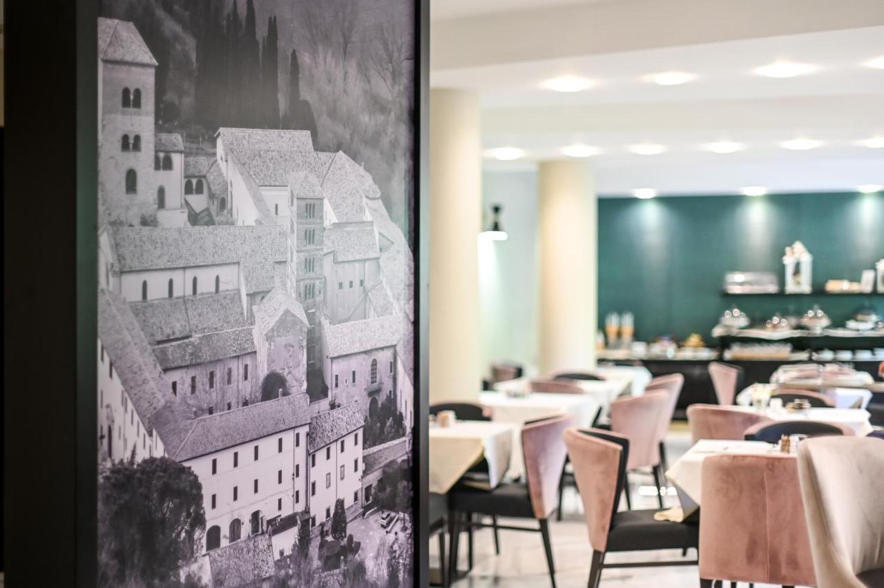Roma Domus Hotel ポンツァーノ・ロマーノ エクステリア 写真