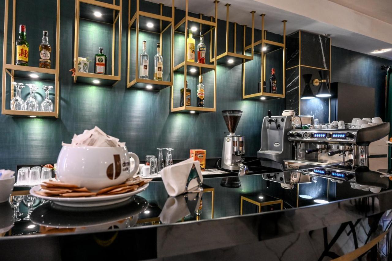 Roma Domus Hotel ポンツァーノ・ロマーノ エクステリア 写真
