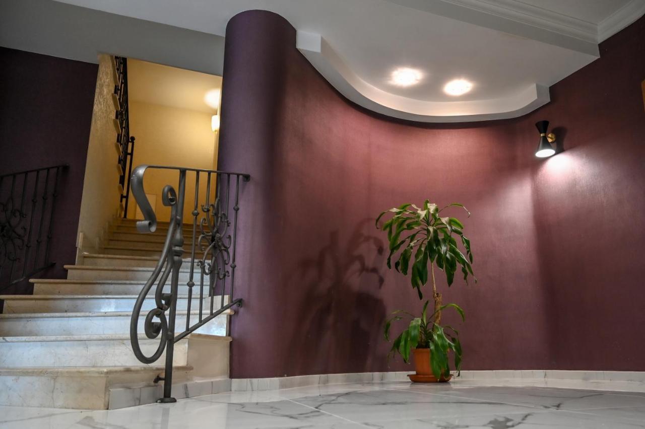 Roma Domus Hotel ポンツァーノ・ロマーノ エクステリア 写真